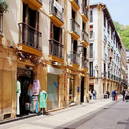 8 Balconies Heart Of The Old Town San Sebastián
