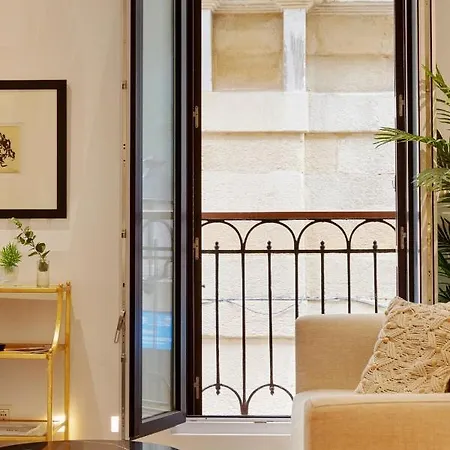 8 Balconies Heart Of The Old Town 아파트 산세바스티안